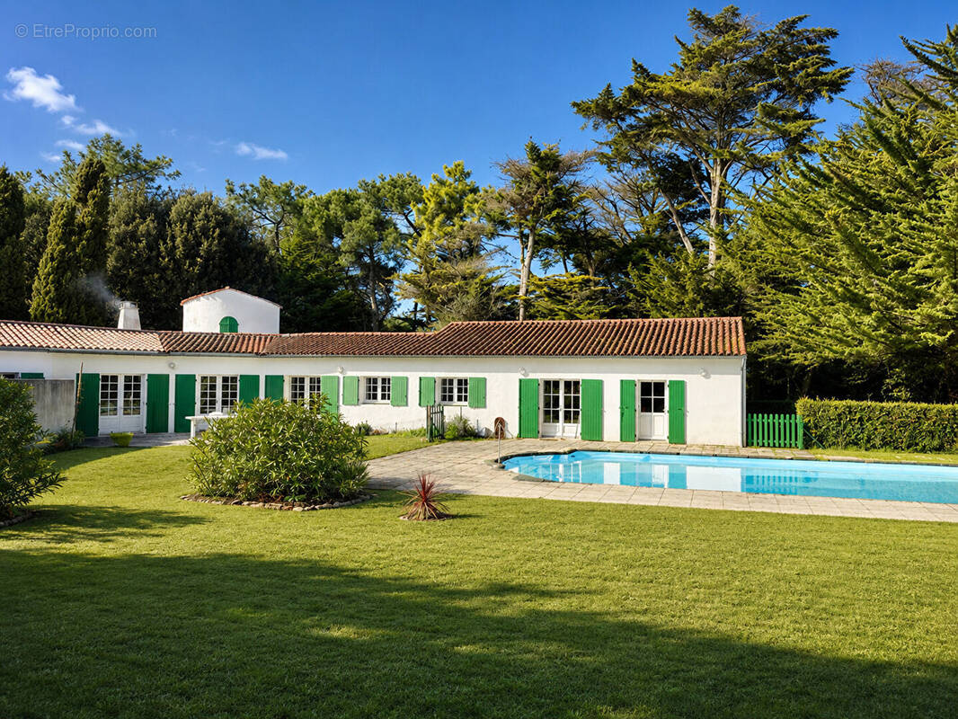 Maison à LA FLOTTE