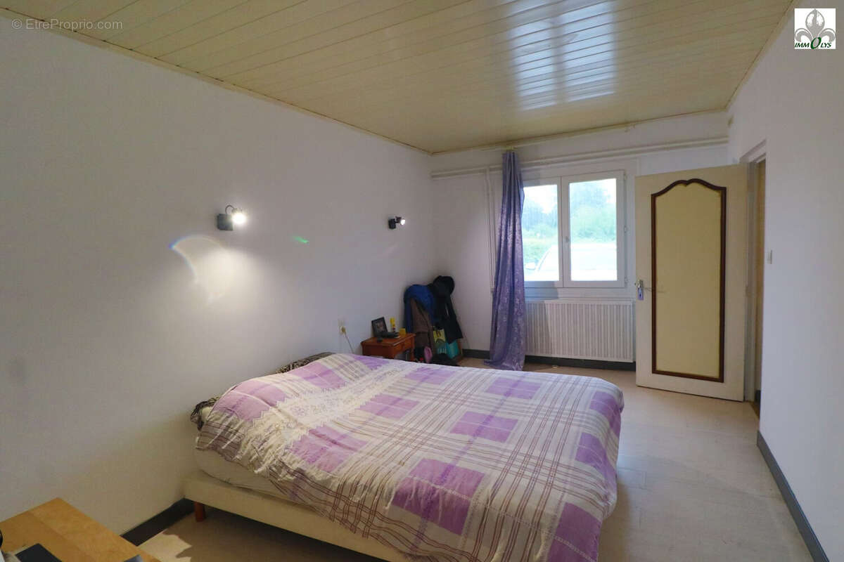 Maison 158 m² à La Villeneuve  - photo 8