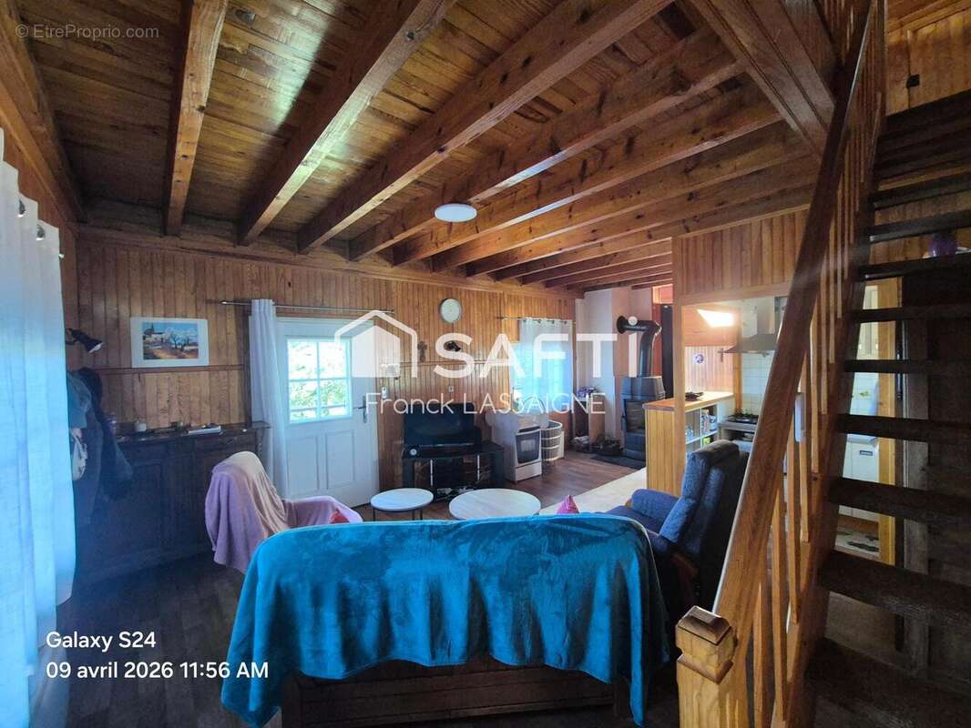 Photo 8 - Maison à SAINT-PIERRE-LA-BOURLHONNE