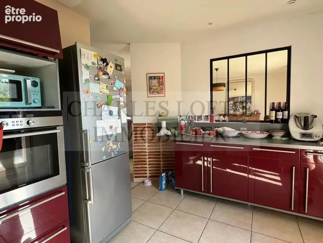 Maison et piscine sur 1770 m² de terrain - photo 9