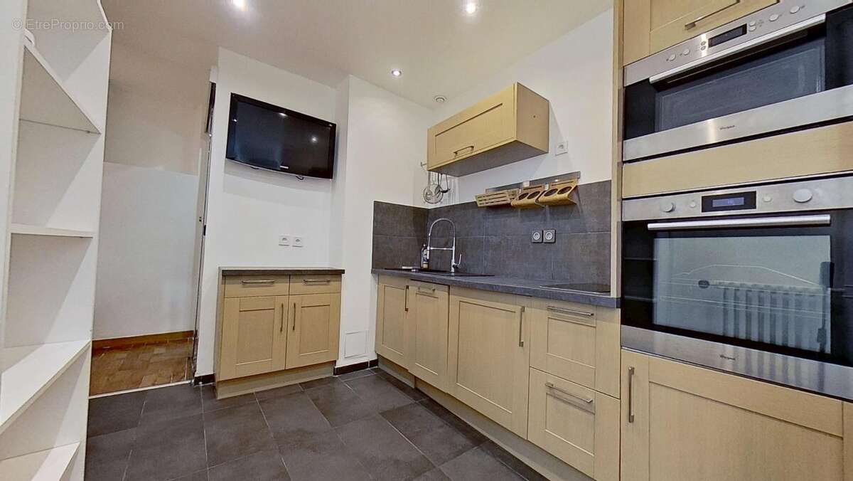 Appartement à PARIS-19E