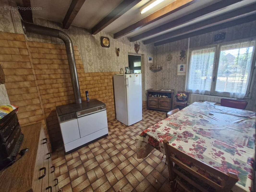 Commerce à CHARNAY-LES-CHALON