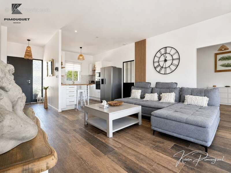 Maison contemporaine 2021 – DPE A – Plain-pied – Piscine chauffée – Prestations haut de gamme – Quartier calme et privilégié - photo 5