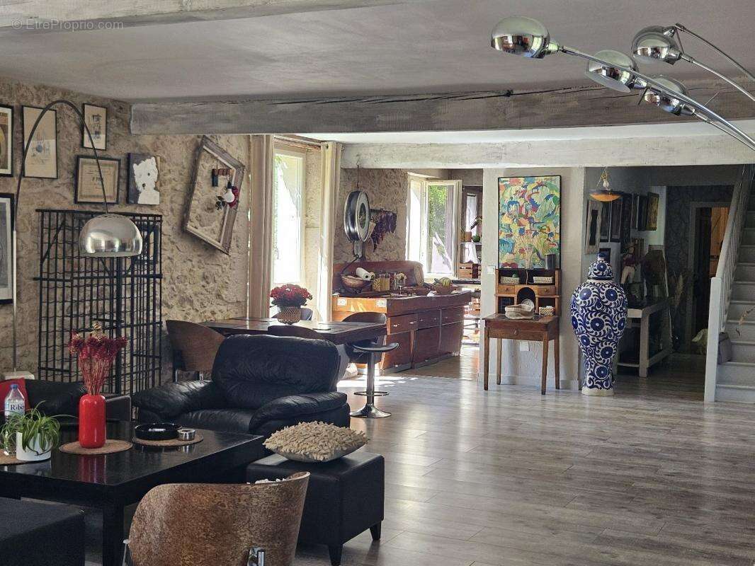 Maison à SEMPESSERRE