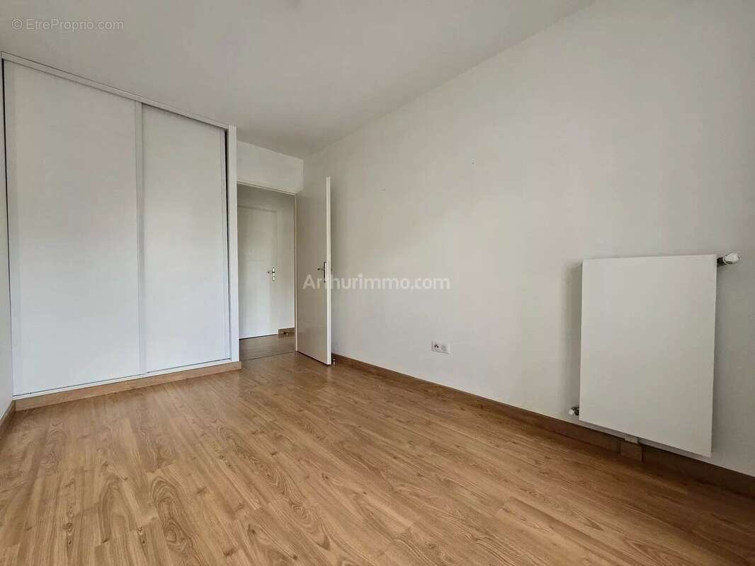 Appartement à LE PERREUX-SUR-MARNE