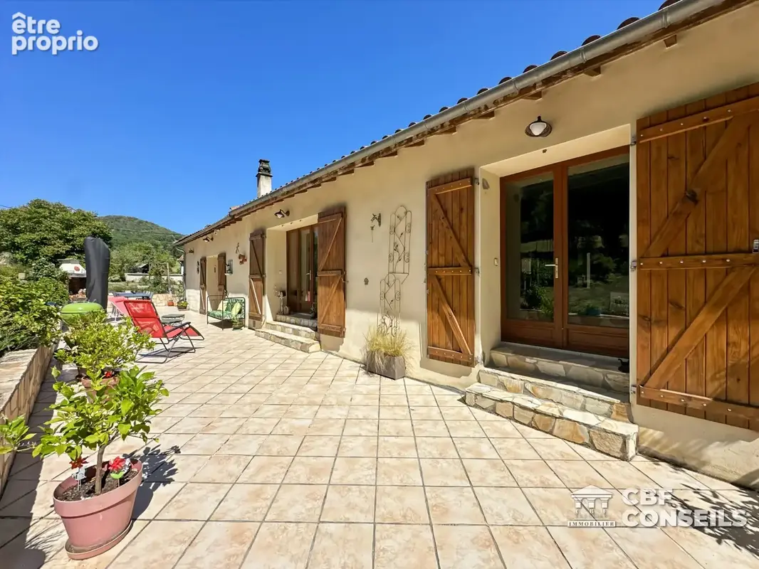 Maison 5 pièces 125 m² à vendre à Saint-Babel (63500) - photo 2