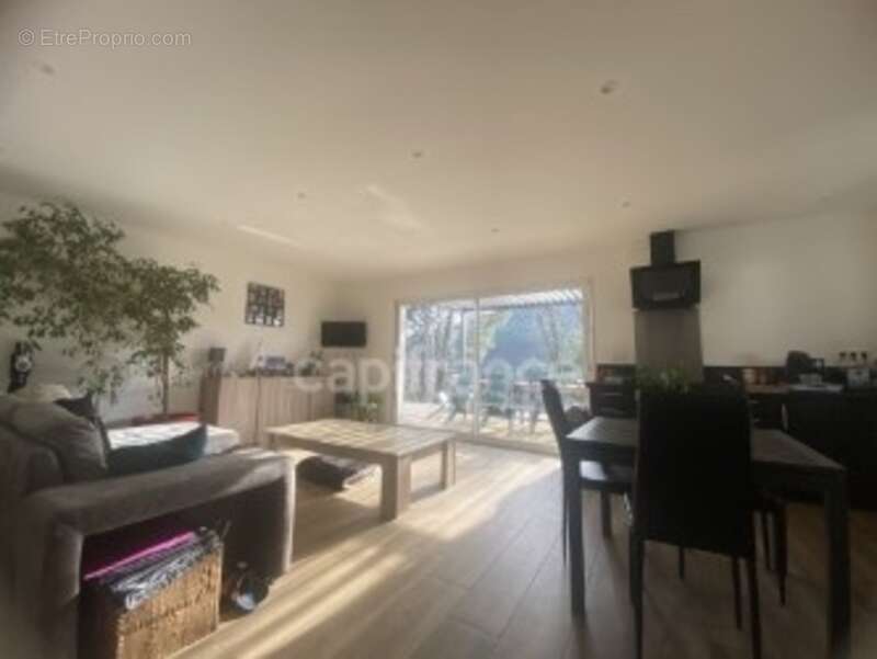 Maison à vendre 4 pièces SAINTE CECILE D'ANDORGE (30) - photo 2