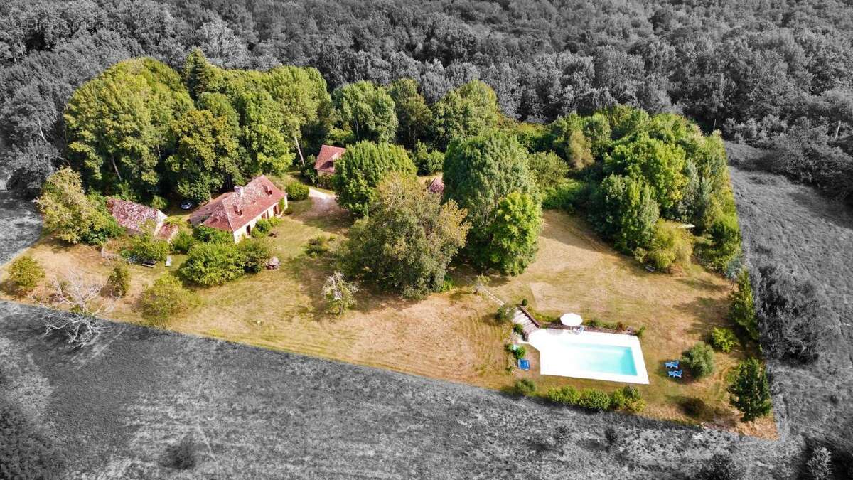 Maison à MAUZENS-ET-MIREMONT