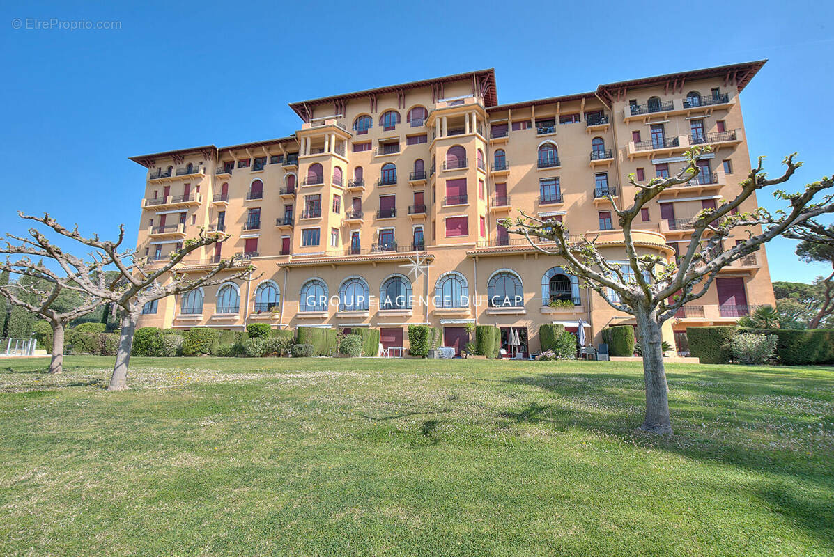 Photo Appartement à Saint-Raphael au prix de 450 000€