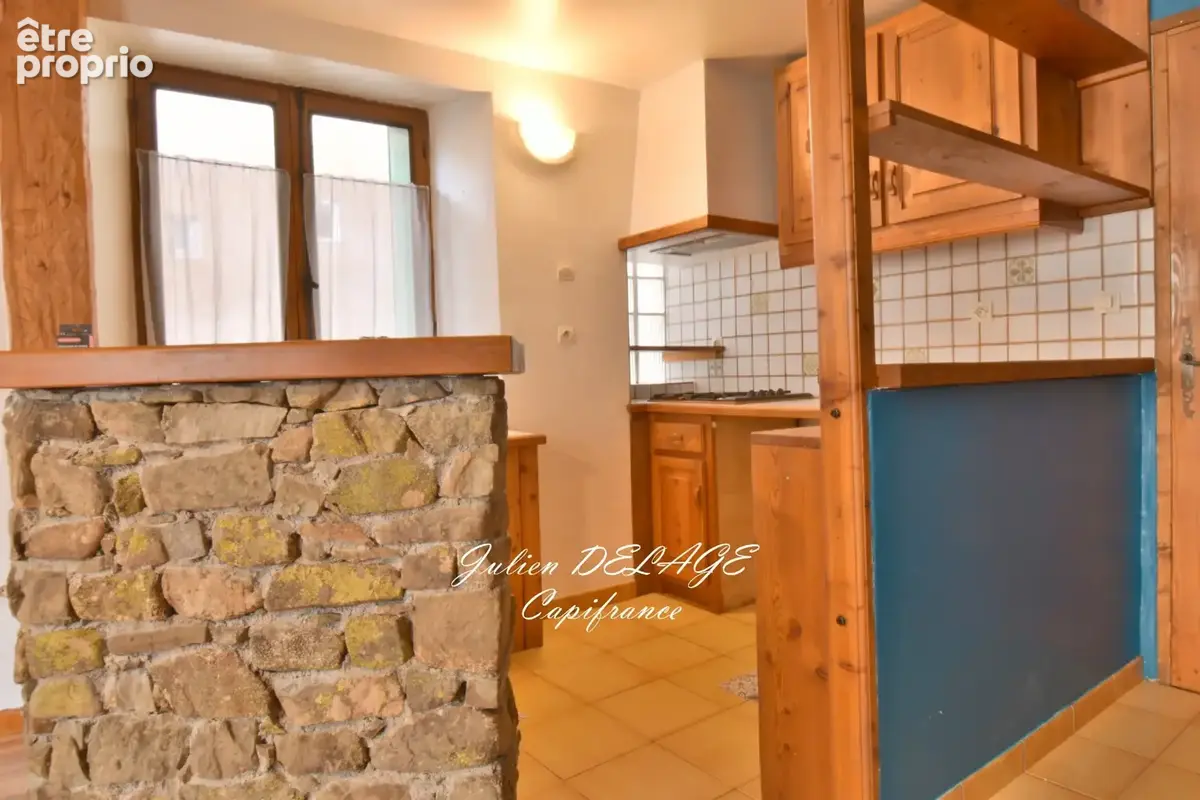 Authentique maison de village au cœur d'embrun – 2 chambres – cave & combles - photo 15