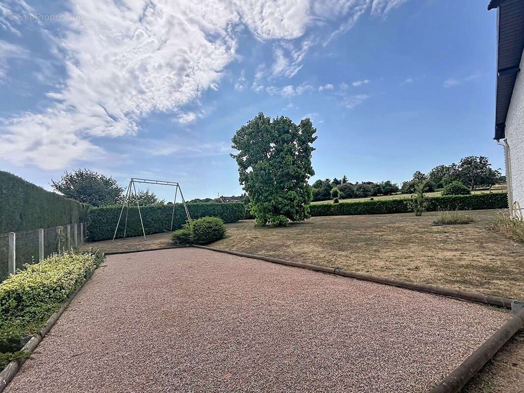 Maison vue dégagée - Village avec école et commodités - photo 3