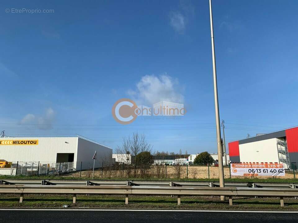 Commerce à POITIERS