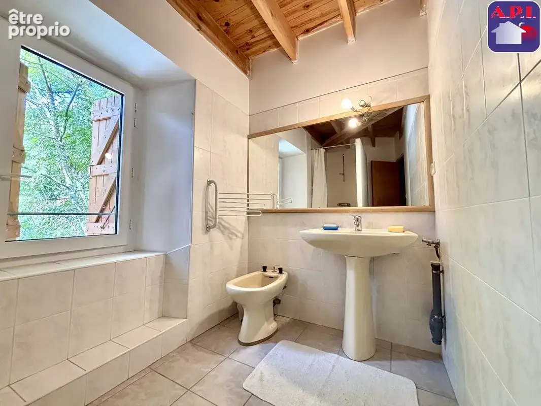 Appartement 4 pièces 145 m² à vendre à Tarascon-Sur-Ariege (09400) - photo 4