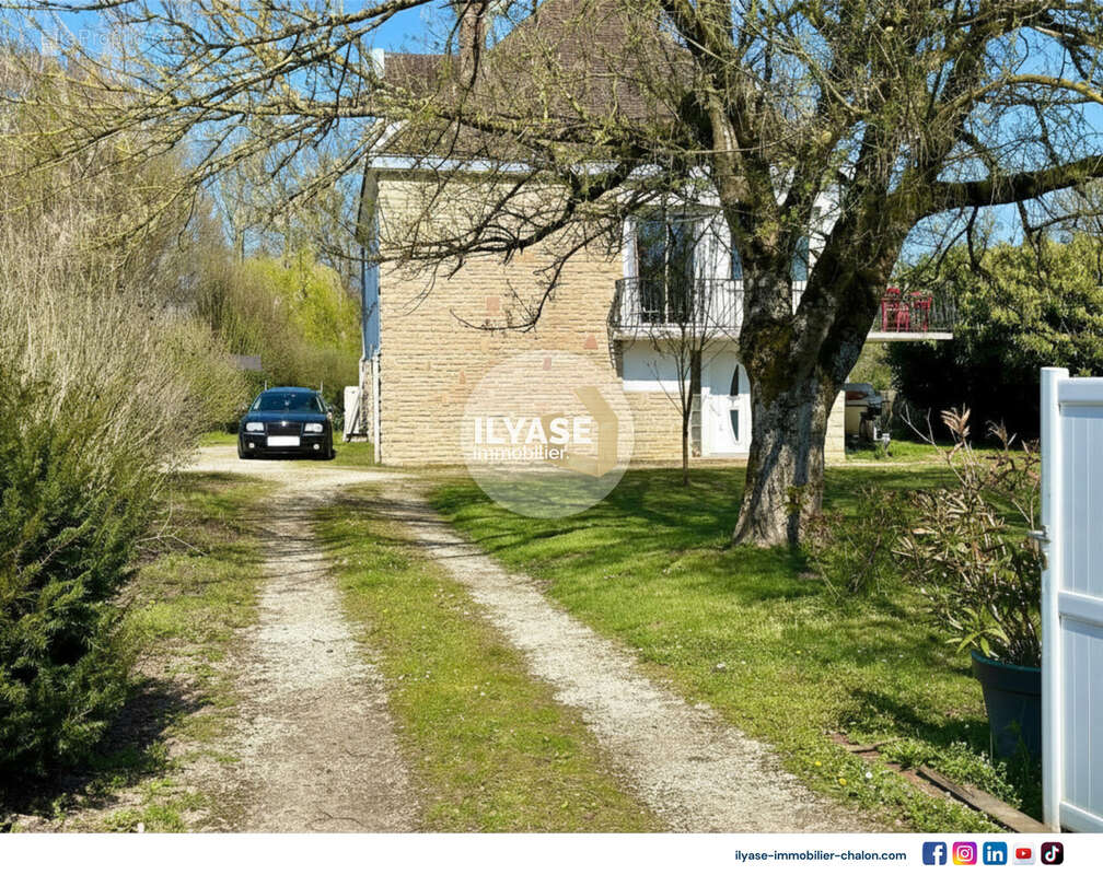 Maison à VERDUN-SUR-LE-DOUBS