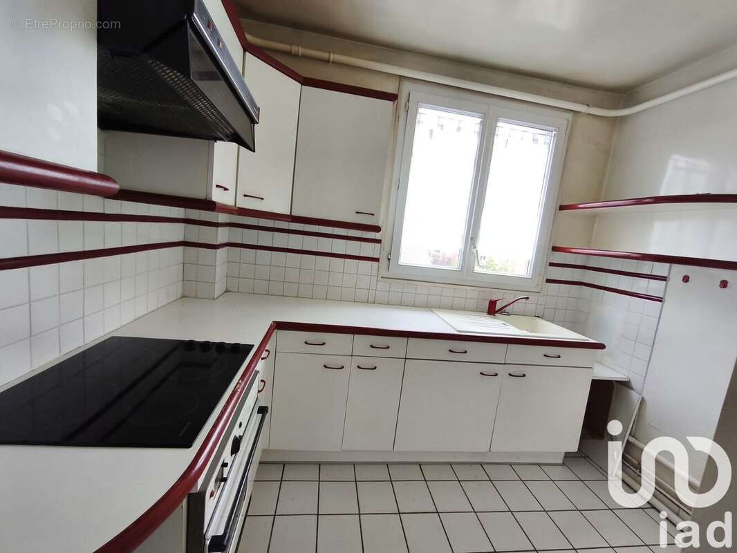 Photo 3 - Appartement à LIVRY-GARGAN