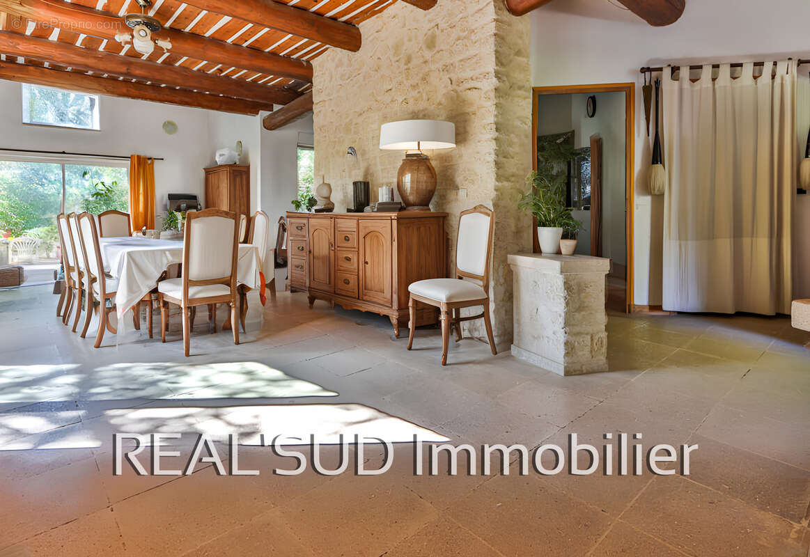 Maison à MARSEILLE-9E