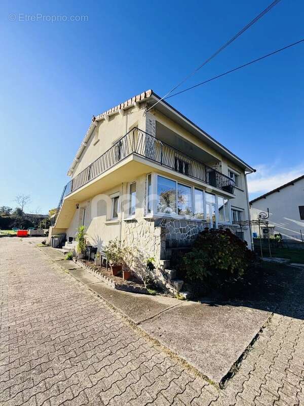 Maison à CHATEAUGAY