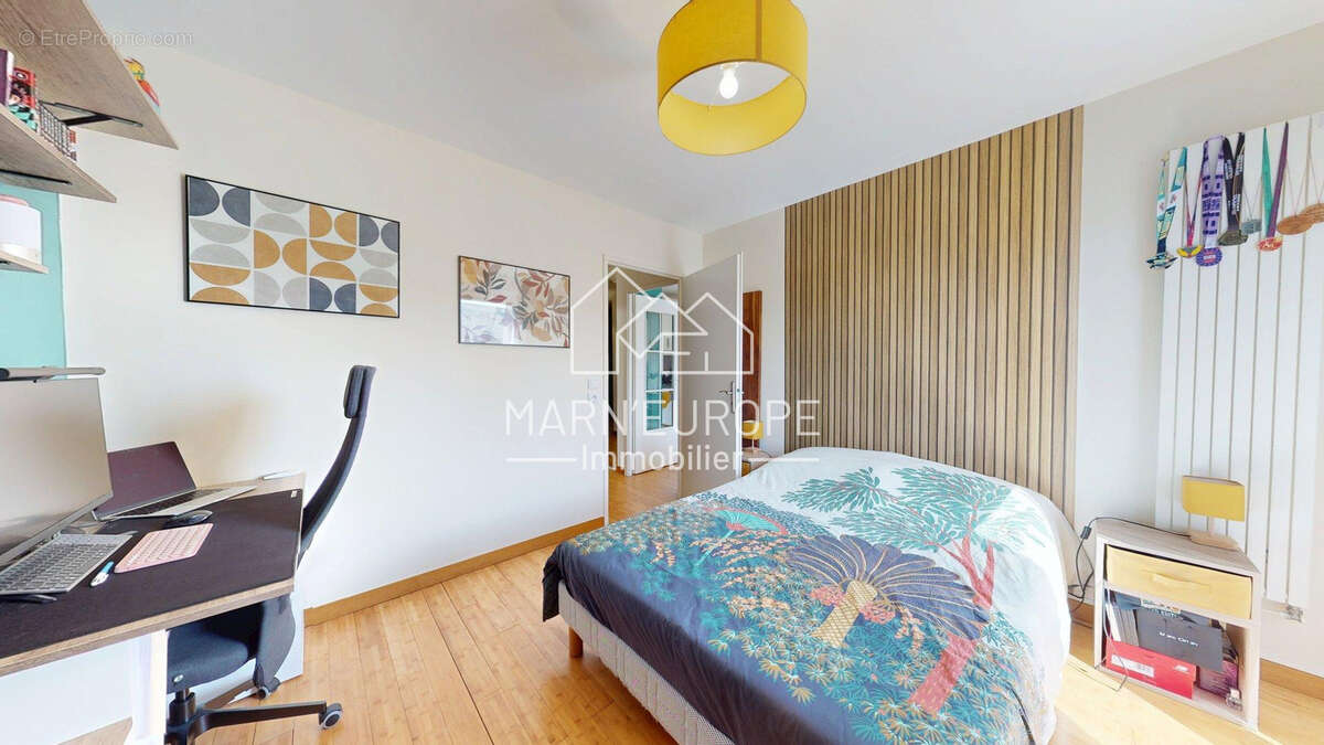 Appartement à BUSSY-SAINT-GEORGES