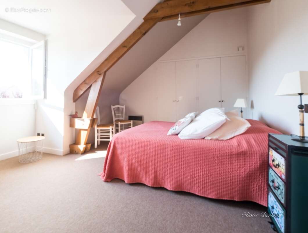 Saumur Château – Maison contemporaine 220 m² – Jardin 997 m² – Coup de cœur familial - photo 17