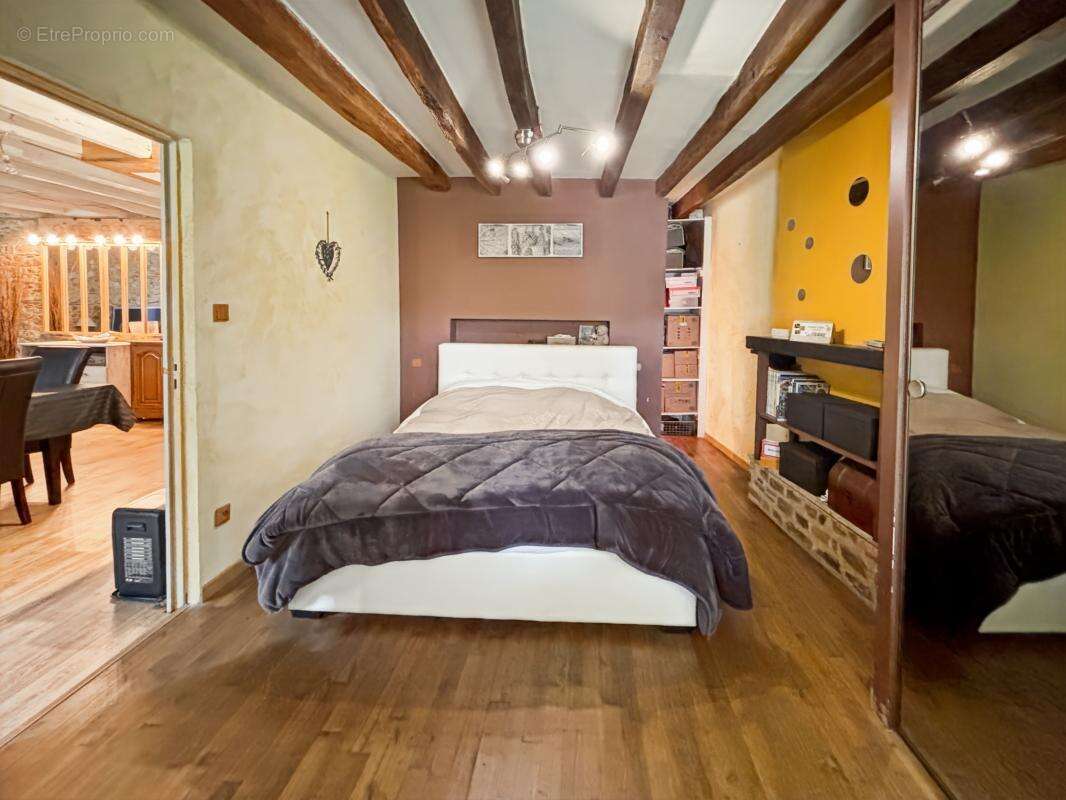 Maison à SAINT-AUBIN-DES-CHATEAUX