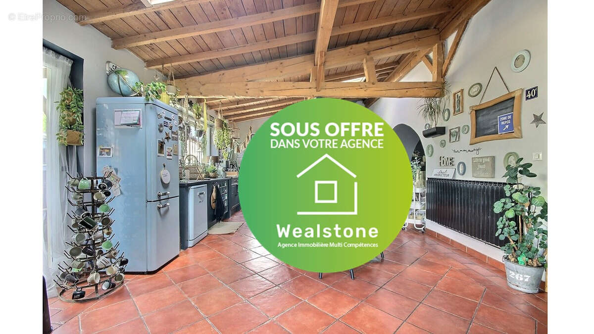 Maison à SAINT-ROMAIN-LE-PUY