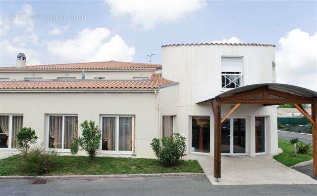 Appartement à TONNAY-CHARENTE