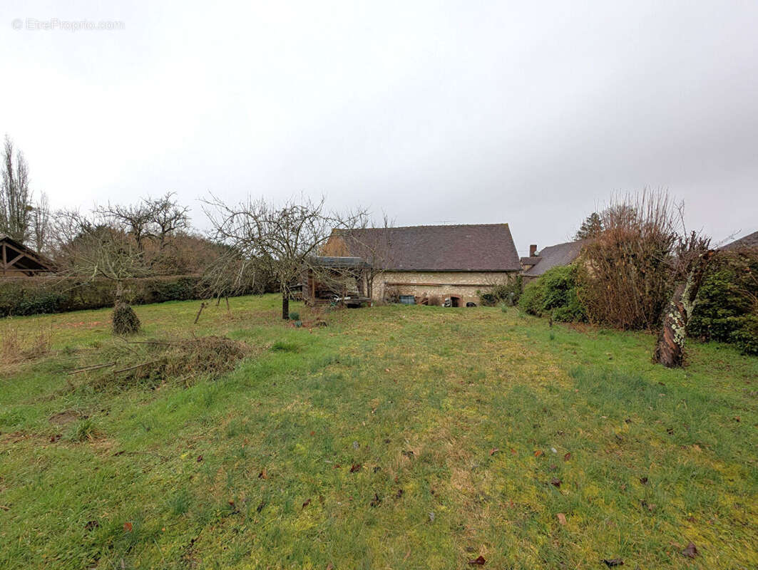 Maison à SAINT-MAURICE-LE-VIEIL