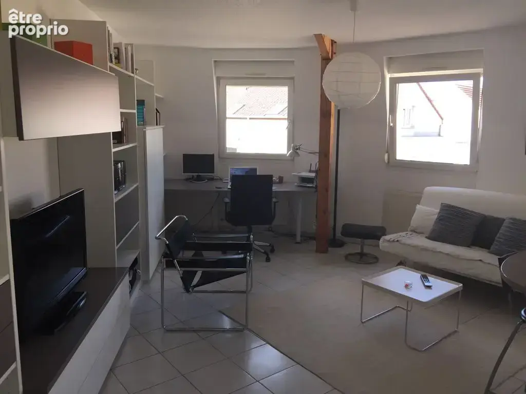 À vendre en exclusivité   Huningue   F2 très lumineux au dernier étage avec garage, proche des frontières suis - photo 5