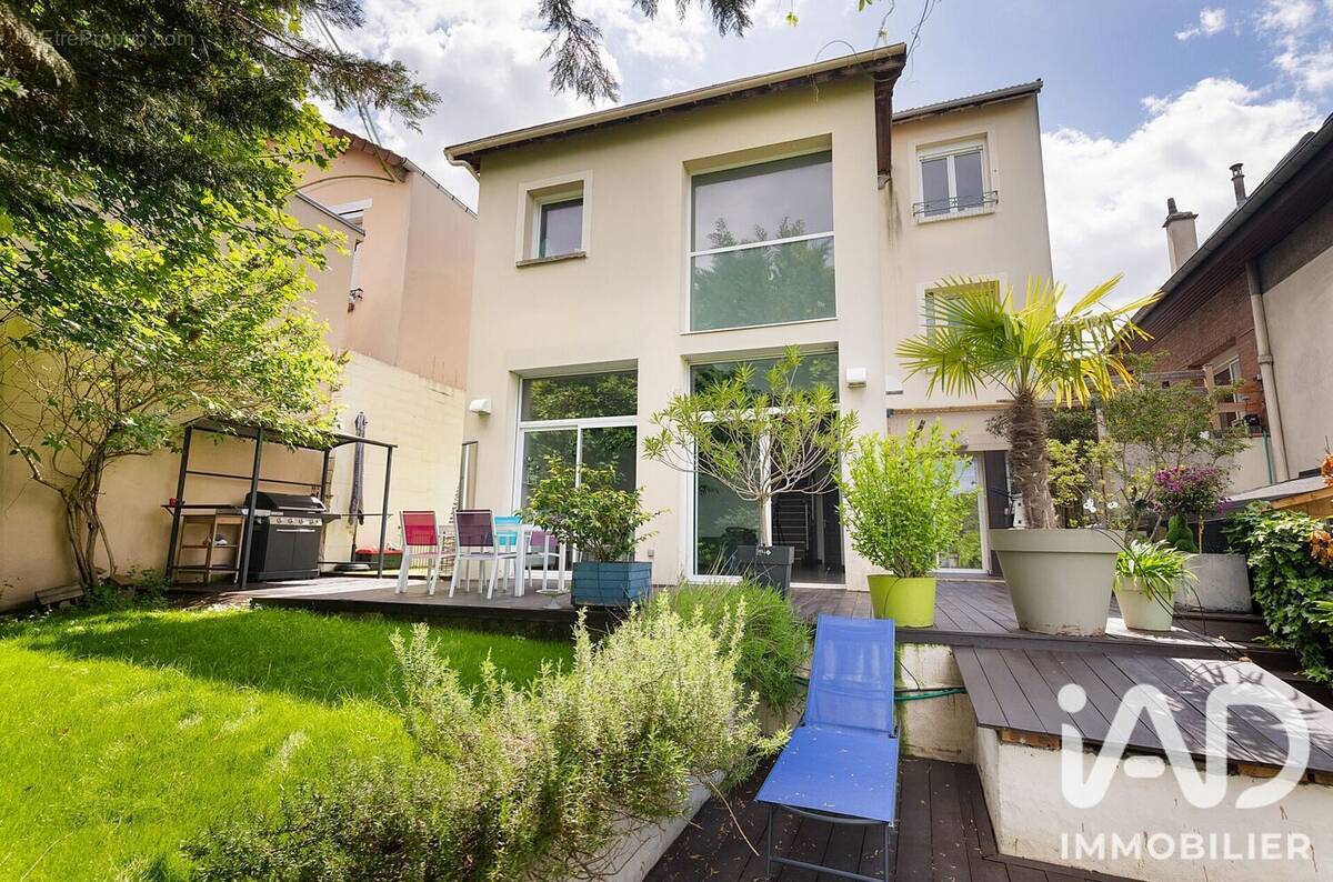 Photo 1 - Maison à RUEIL-MALMAISON