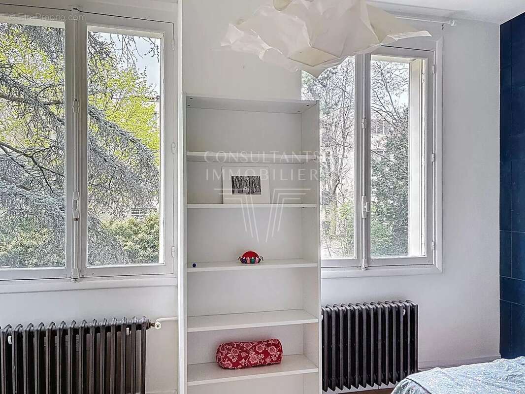 Appartement à NEUILLY-SUR-SEINE