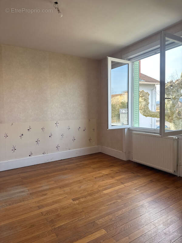 Maison à SAINT-RAMBERT-D'ALBON