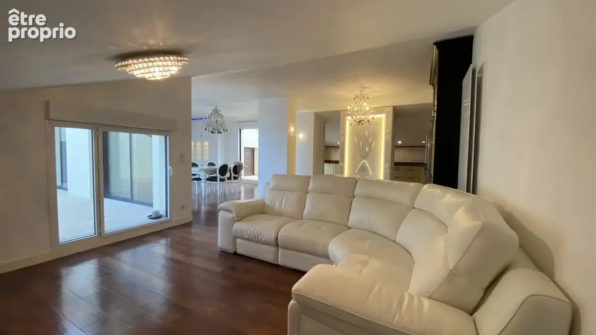 Exceptionnel attique de type 4 pièces de 103 m2 soit 140 m2 hors loi carrez avec 60 m2 de terrasses - photo 7