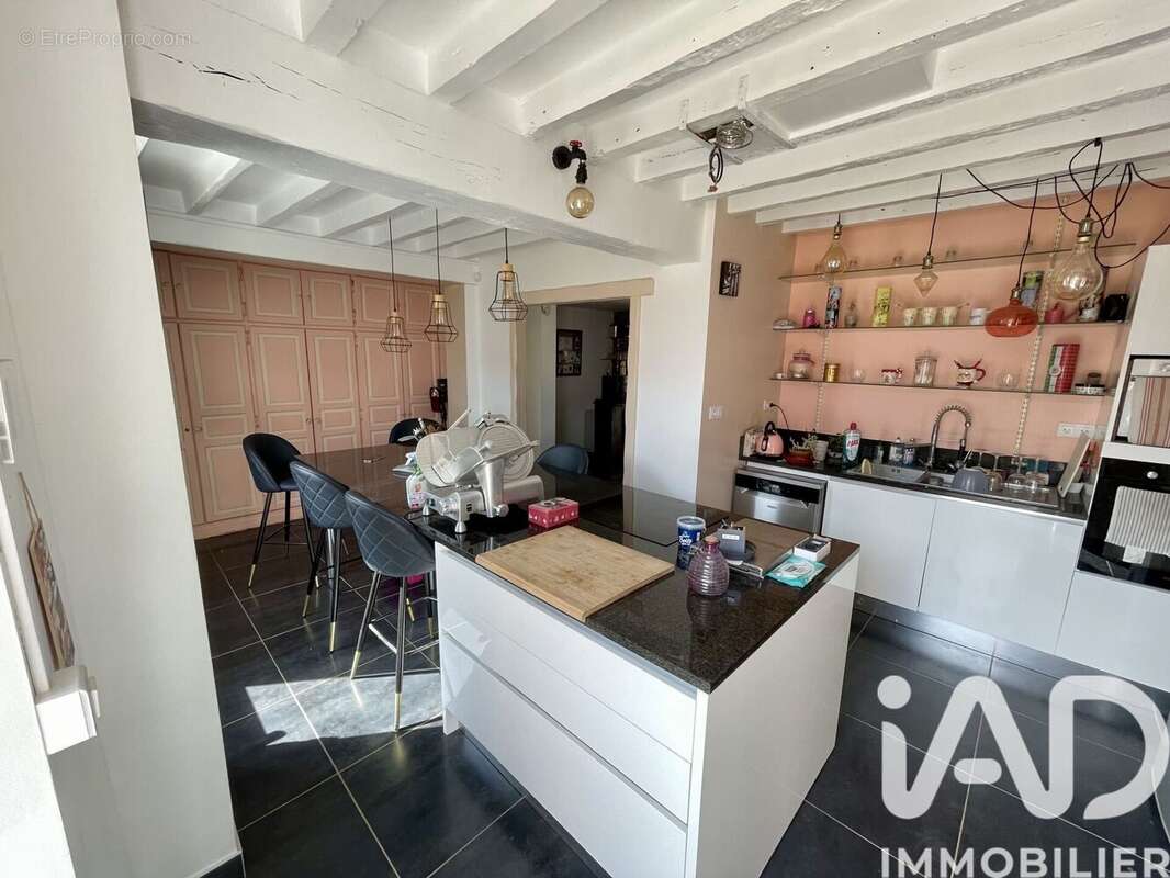 Photo 2 - Maison à FONTAINE-LA-GAILLARDE