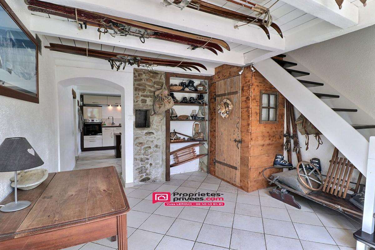 Charmante maison  individuelle , 7 pièces, piscine - photo 12