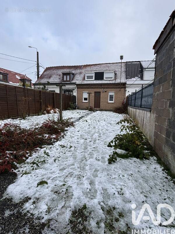 Photo 1 - Maison à WATTRELOS