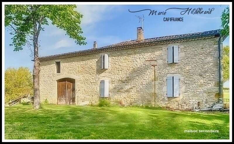 Maison à SAINT-CLAR