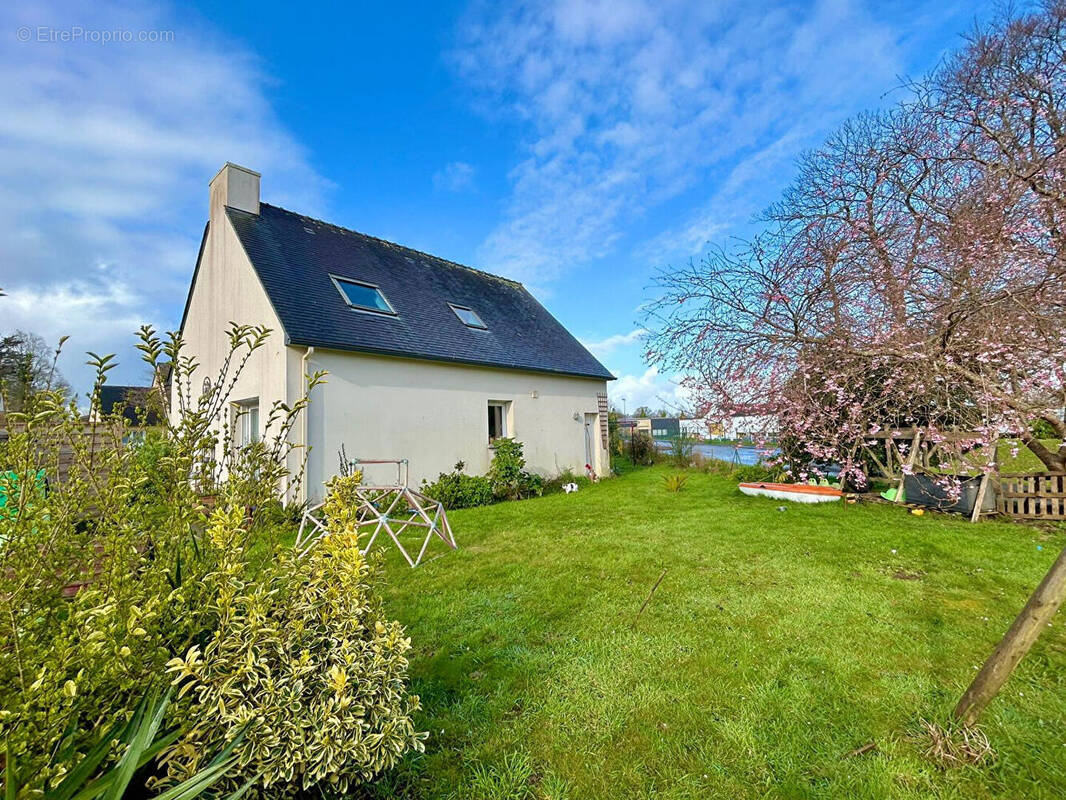 Maison à PLOUGONVEN