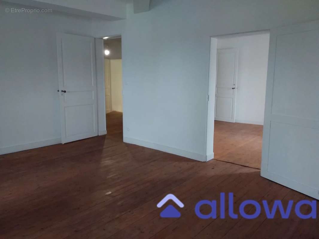 Appartement à SABLONS