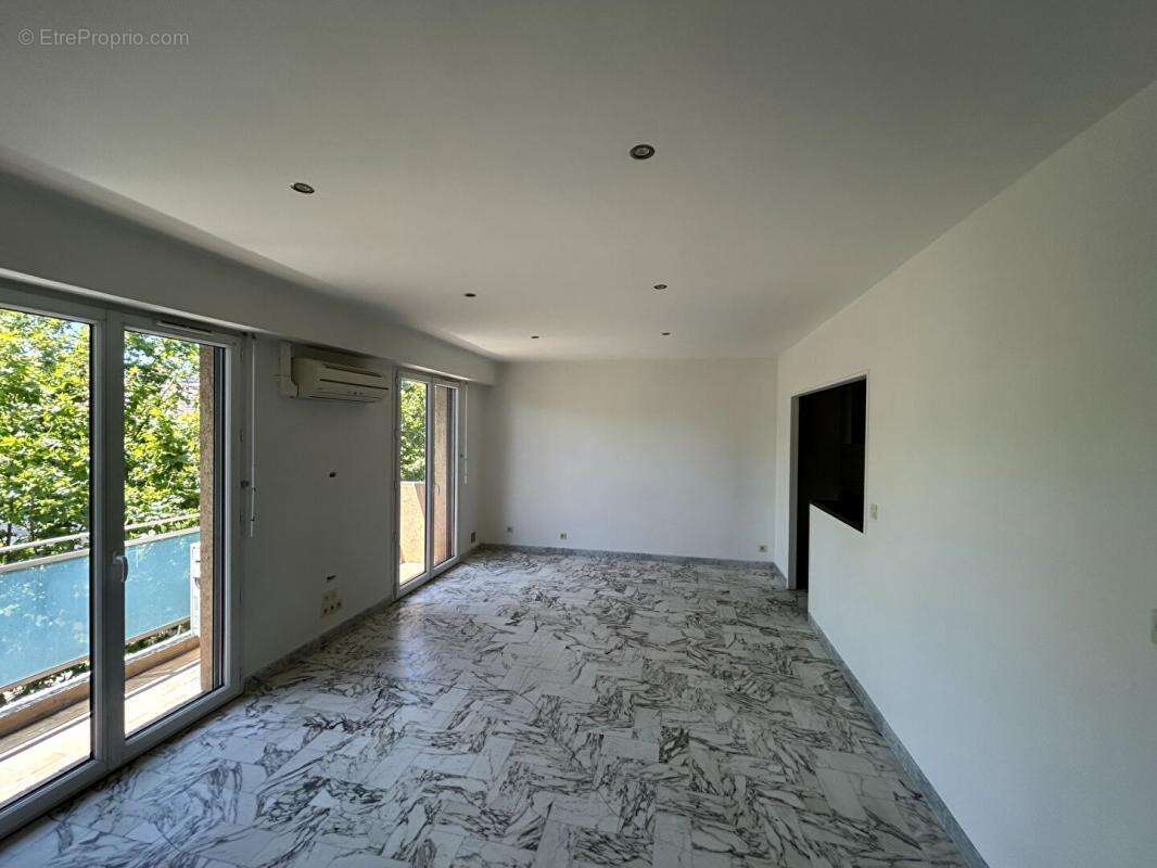 Appartement à DRAGUIGNAN