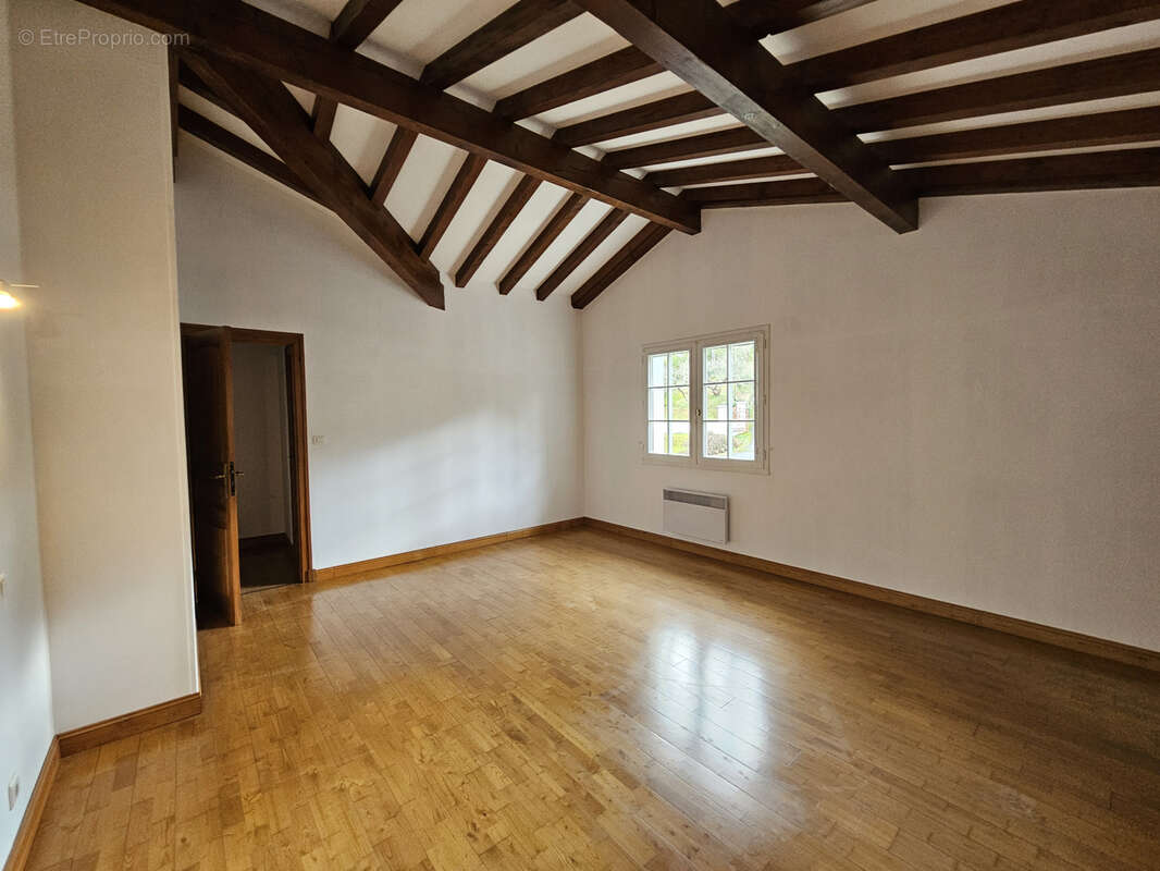Maison à MOUGUERRE