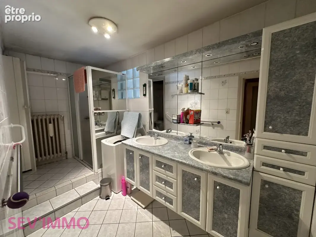 Maison 146 m2 habitables avec grand garage. - photo 14