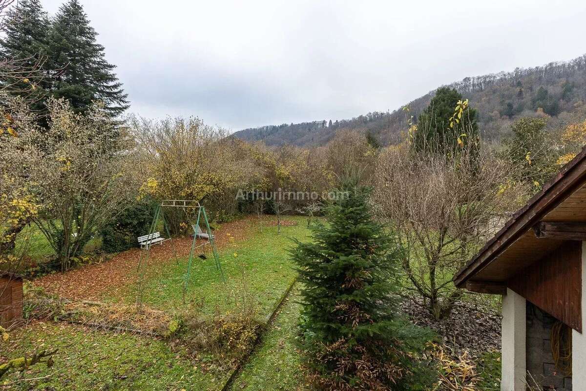 Maison à SAINT-BUEIL