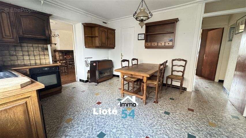 Maison à BREMONCOURT