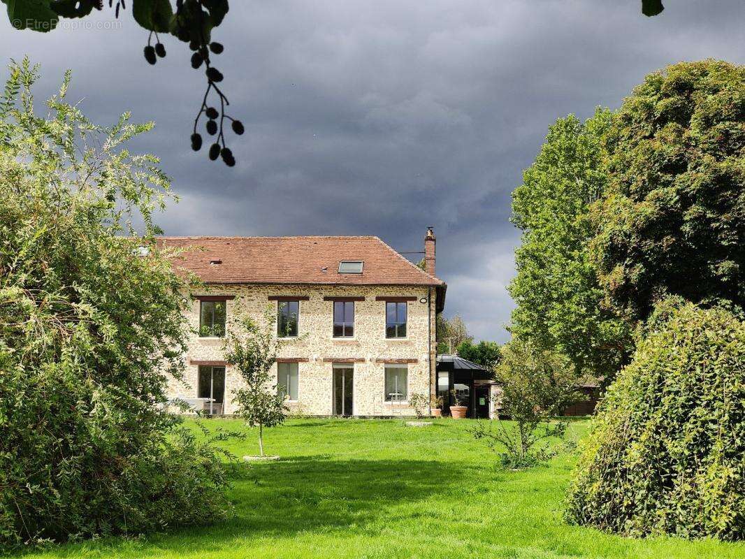 Maison à SENLISSE