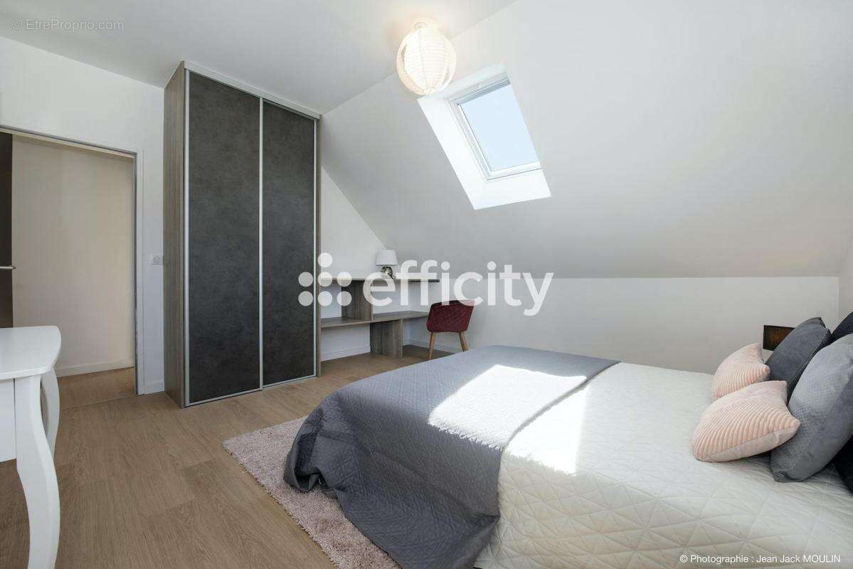 Maison à LE POULIGUEN