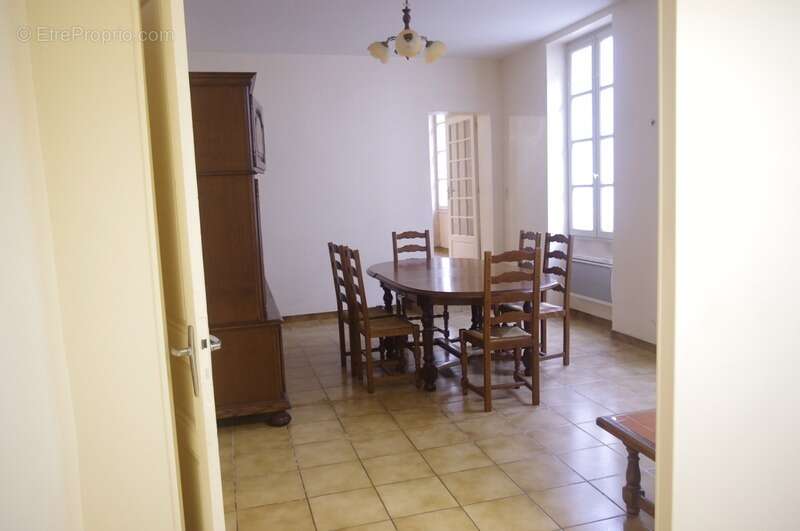 Gondrin, maison en pierre  avec cour comprenant deux logements de 5 et 6 pieces - photo 13