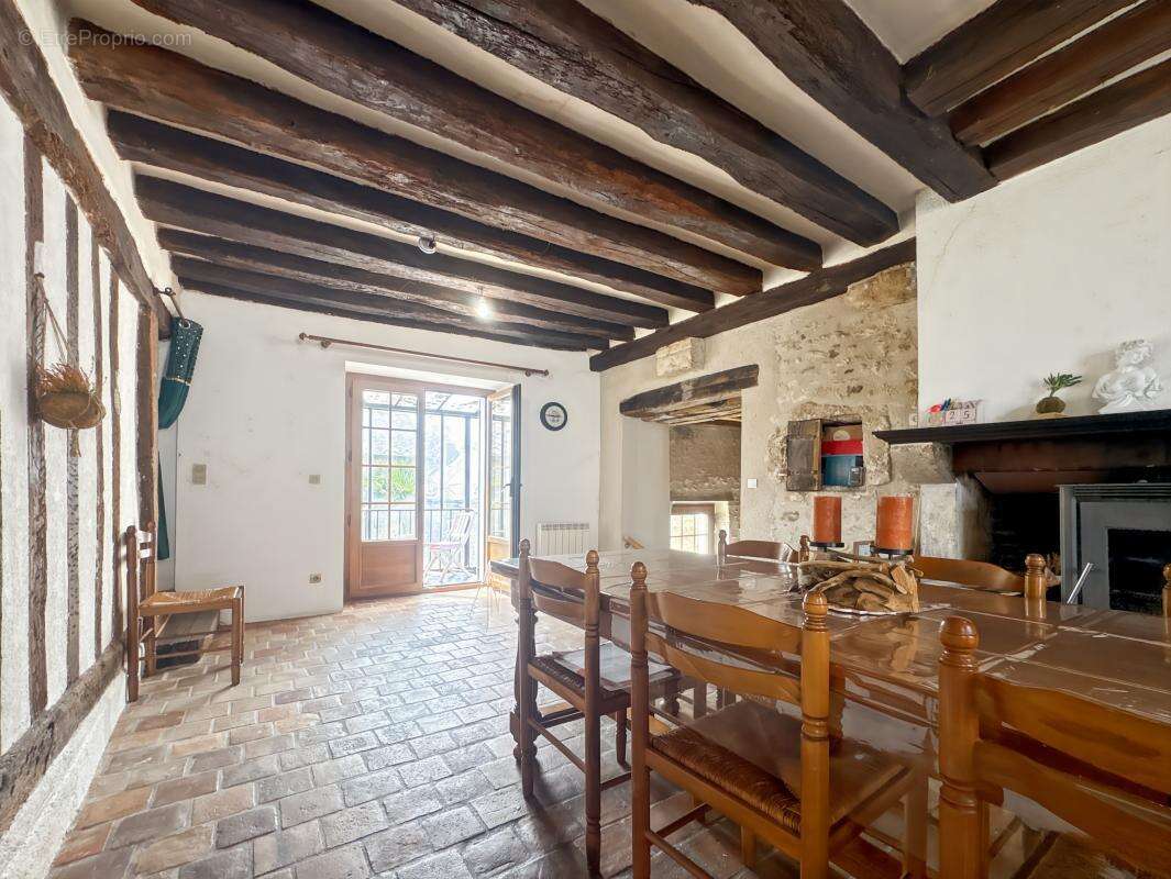 Maison avec beaucoup de caché - photo 9