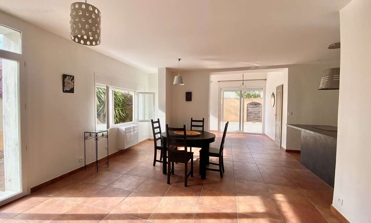 Photo 6 - Maison à BANDOL