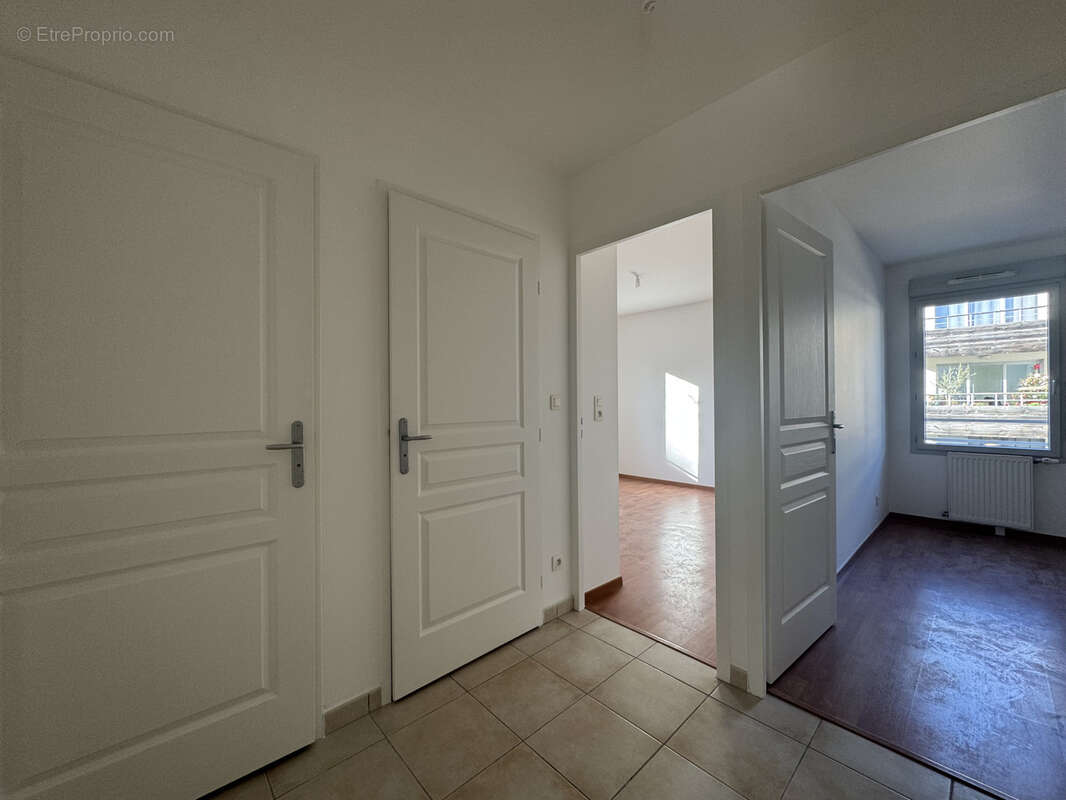 Appartement à MEYLAN