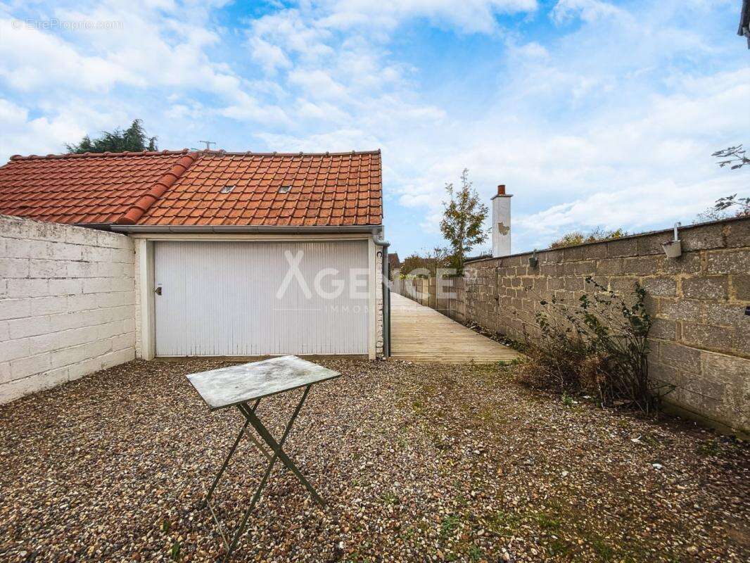 Maison à LONGUENESSE